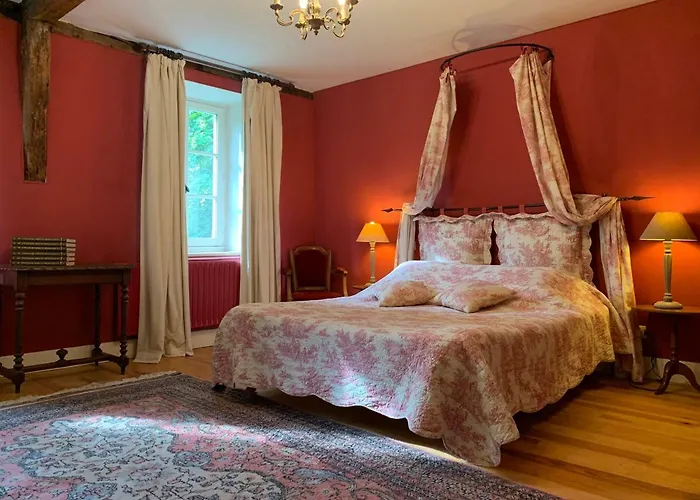 Guest house La Tour Blanche 4*